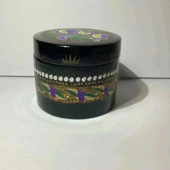 Wood Lacquer Box Hand Painted Jewerly Box 3D Floral Trinket Box Round Wooden Box - Picture 6 of 8